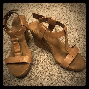 Aerosols ( A2) nude sandal wedges